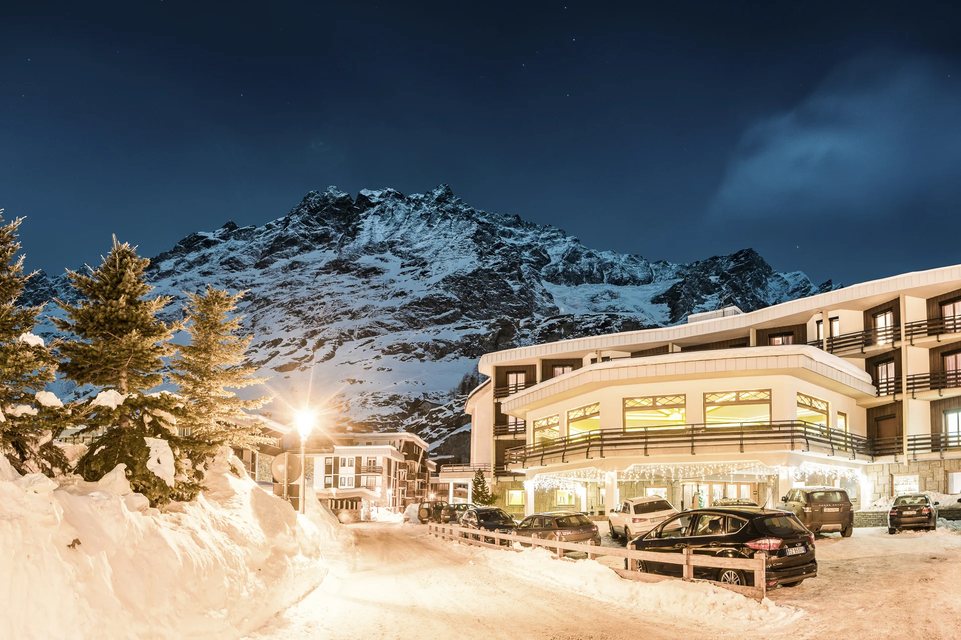 Hotel Europa a Cervinia: a soli 150 m dalle piste!
