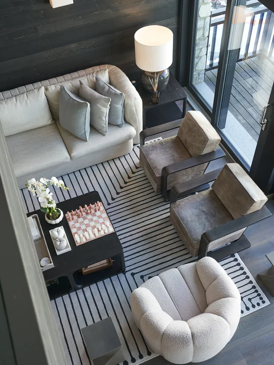 Gli spazi e lo spa dello Chalet Il Gufo: puro design