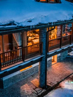 Luxury hotels, chalets & suites in Cervinia – Aosta Valley