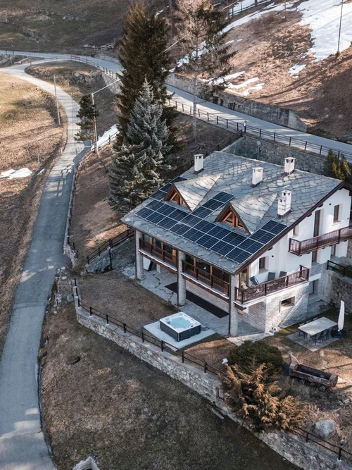 Chalet Snøstorm dans la Vallée d’Aoste : style nordique et vue imprenable