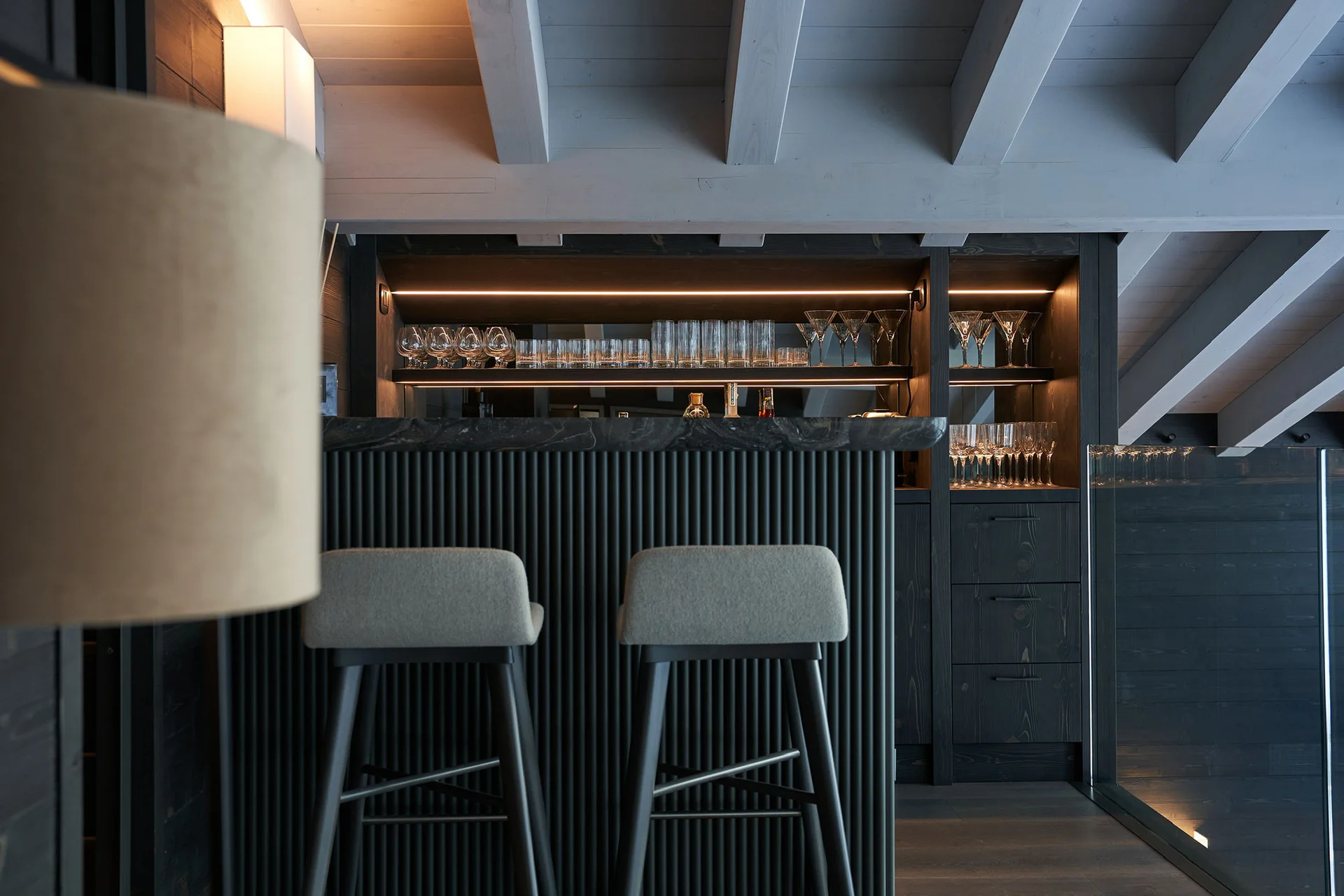 Gli spazi e lo spa dello Chalet Il Gufo: puro design