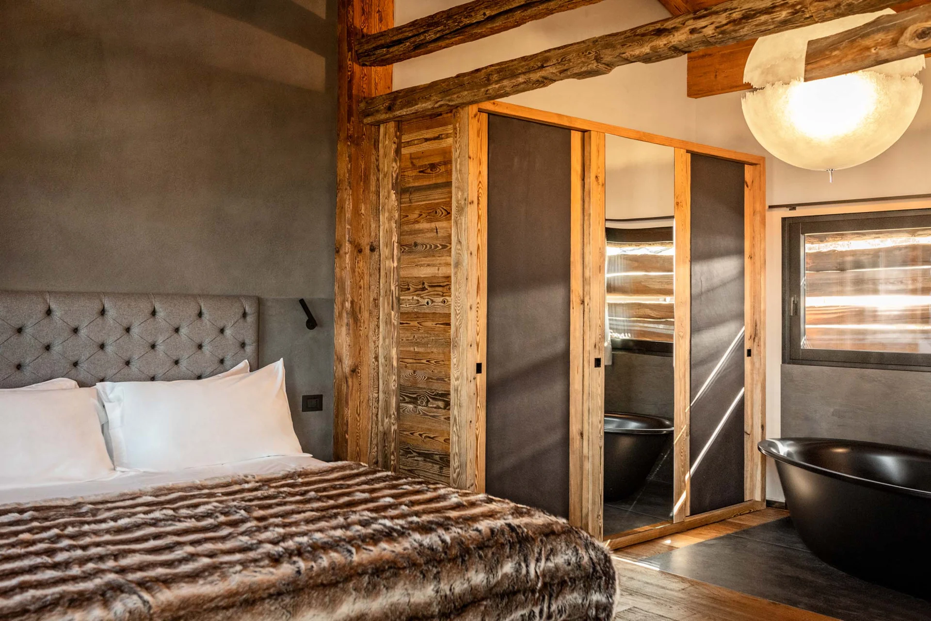 Chalet Cocoon a Chamois: rifugio di charme tra silenzio e natura Chalet Cocoon a Chamois: rifugio di charme tra silenzio e natura