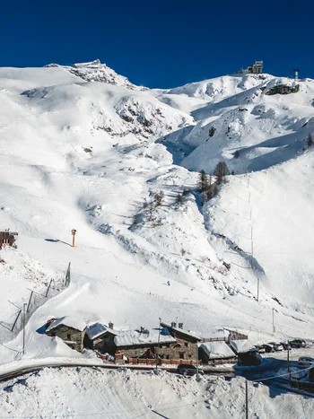 Chalet Cime Bianche: fascino autentico dal 1791 a Cervinia