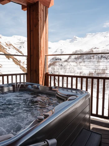 Luxury hotels, chalets & suites in Cervinia – Aosta Valley
