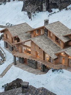 Luxury hotels, chalets & suites in Cervinia – Aosta Valley