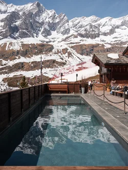 Luxury hotels, chalets & suites in Cervinia – Aosta Valley