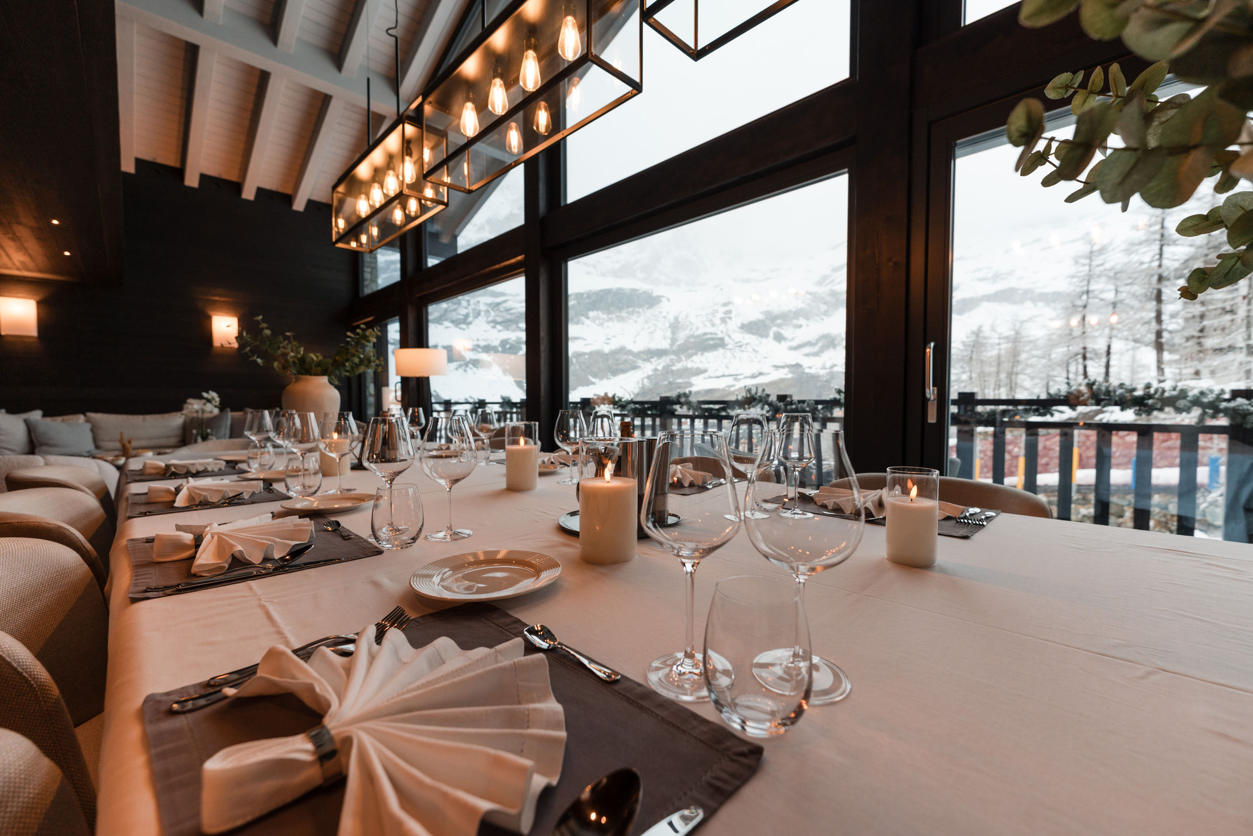 Luxury hotels, chalets & suites in Cervinia – Aosta Valley Luxury hotels, chalets & suites in Cervinia – Aosta Valley